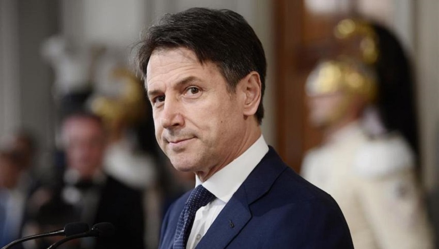stretta di natale: giuseppe conte