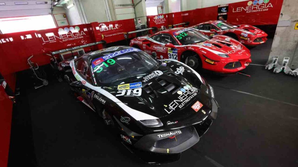 Scuderia BestLap Ferrari 488