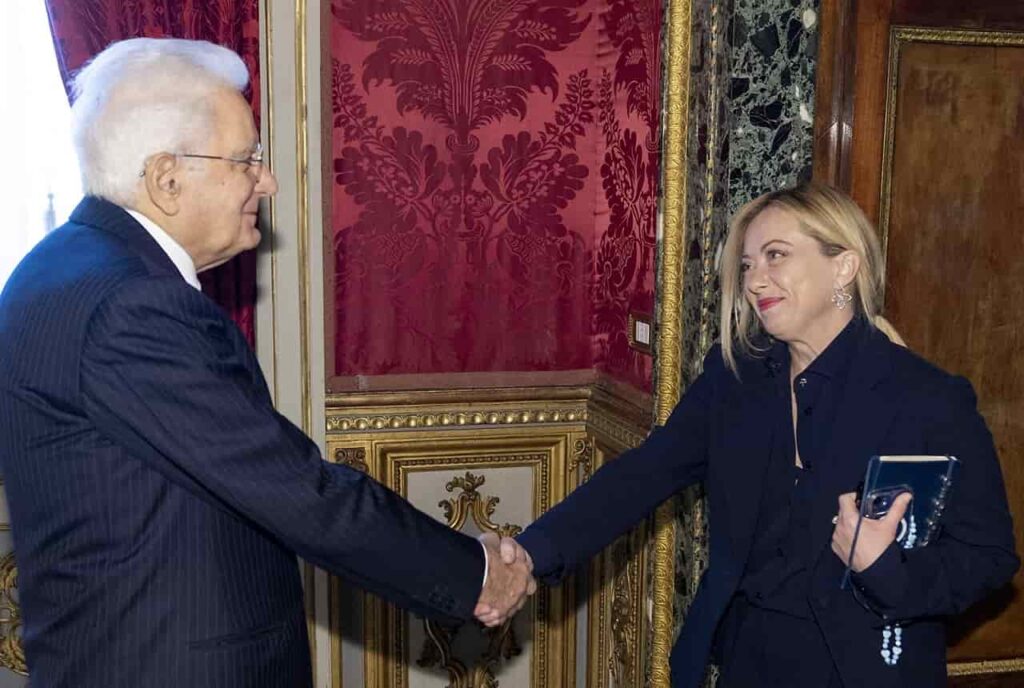 Sergio Mattarella e Giorgia Meloni, Governo Meloni
