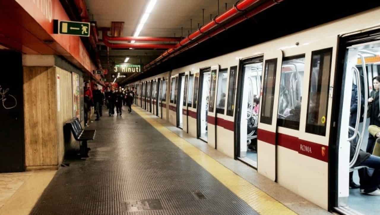 Metropolitana di Roma, Attenti agli zingari