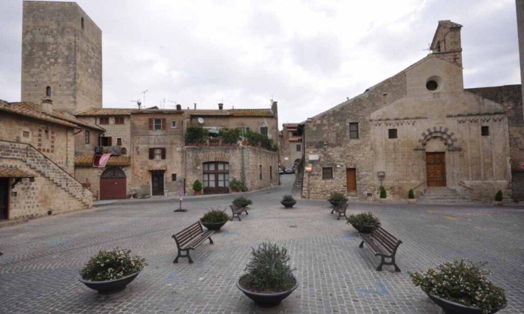 Tarquinia, borgo medievale nel cuore della Tuscia